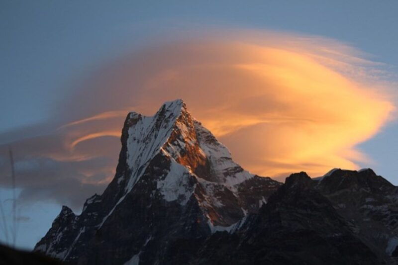 pokhara-peace-pagoda-sunset-annapurna-mountain-views-tour
