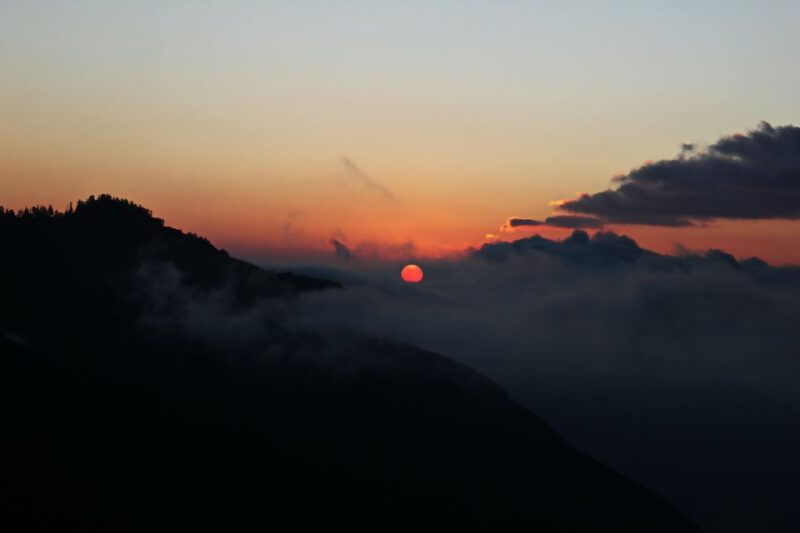 pokhara4-day-ghorepani-poon-hill-guided-trek-via-ghandruk