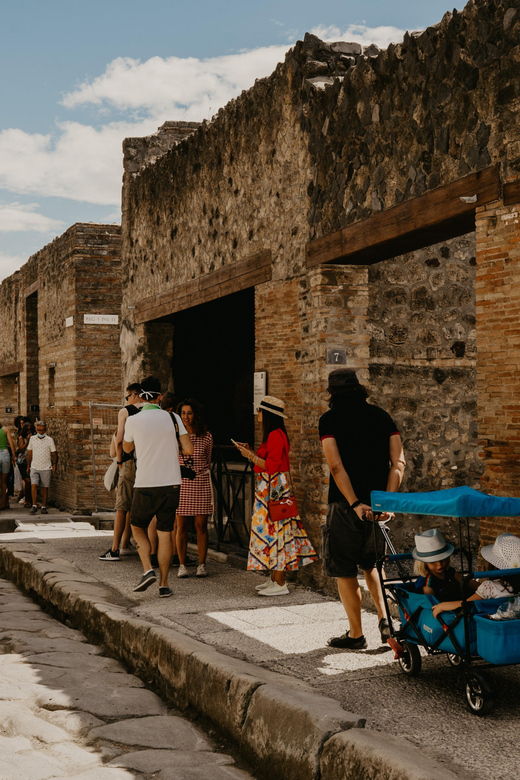 pompeii-ruins-vesuvius-full-day-tour-from-pompeii