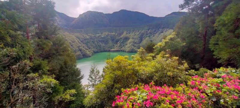 ponta-delgada-sete-cidades-volcano-lakes-shore-excursion