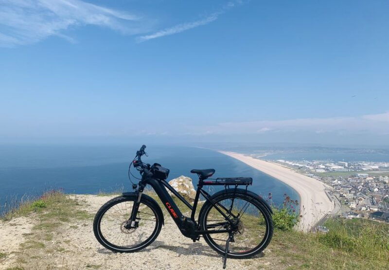 poole-old-harry-rocks-and-corfe-castle-guided-e-bike-tour