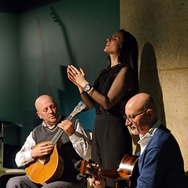 porto-historic-sao-bento-station-fado-show-w-port-wine