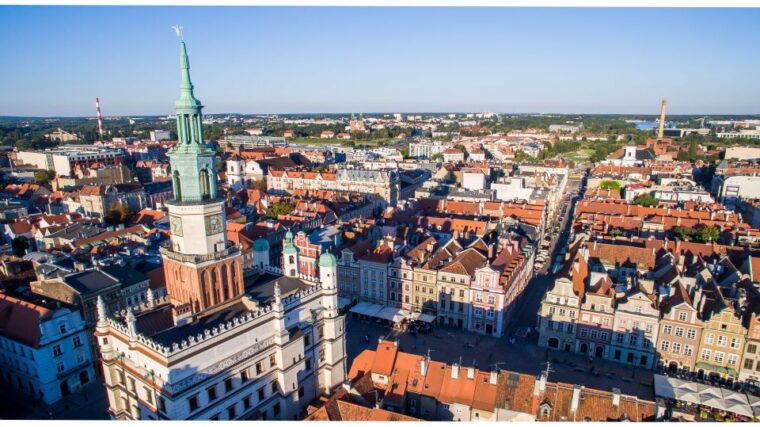 poznan-old-town-and-croissant-museum-private-walking-tour