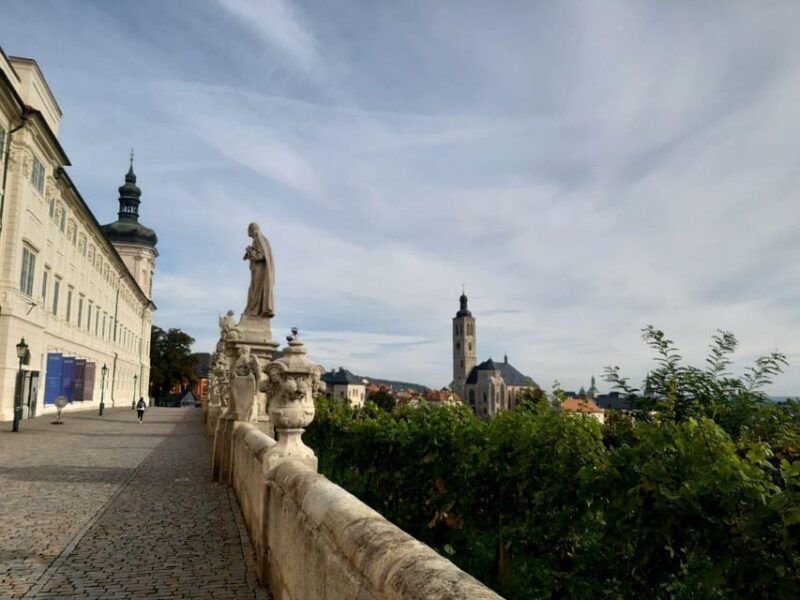 prague-private-tour-to-kutna-hora-and-bone-church