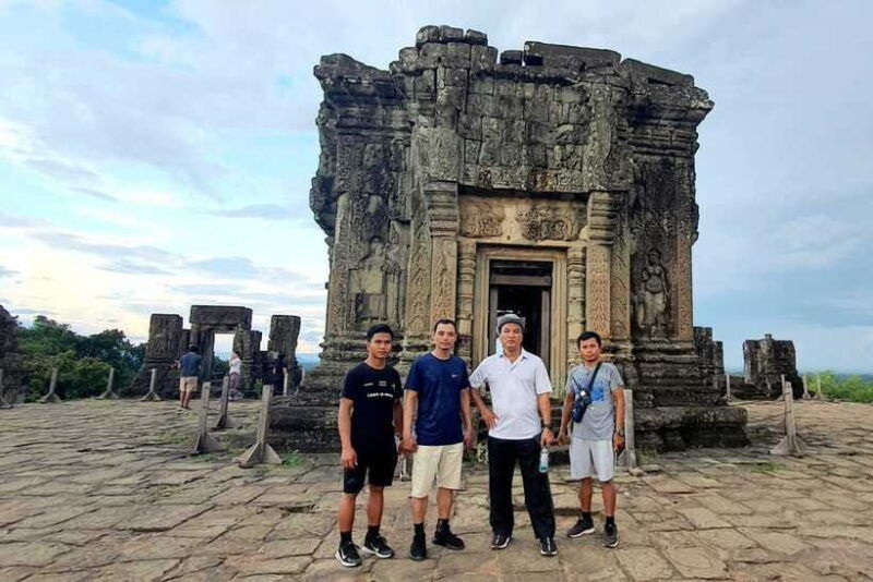 private-angkor-wat-sunset-tour