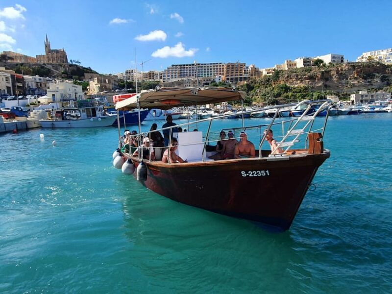 private-boat-charter-comino-parts-of-gozo