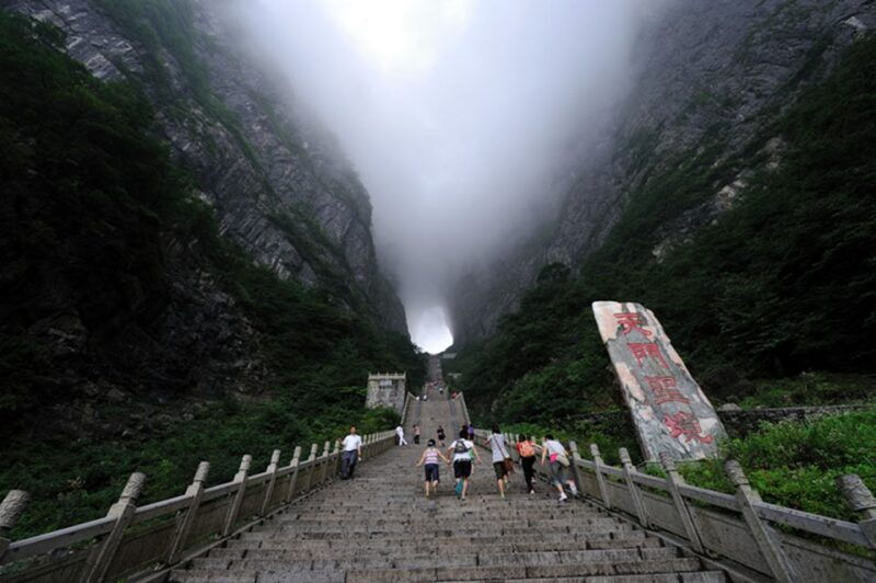 private-day-tour-to-tianmen-mountain-glass-walk