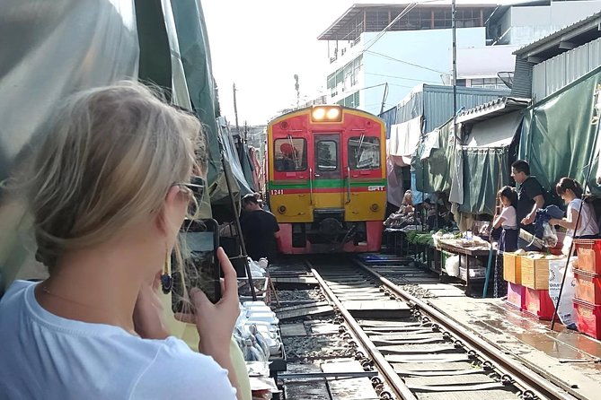 Private Excursion to Maeklong Railway & Amphawa Floating Markets - The Practicalities