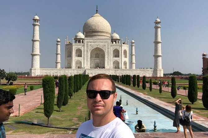 Private Guided Taj Mahal Tour with Skip The Line Entry Ticket - Authentic Encounters and Practical Tips