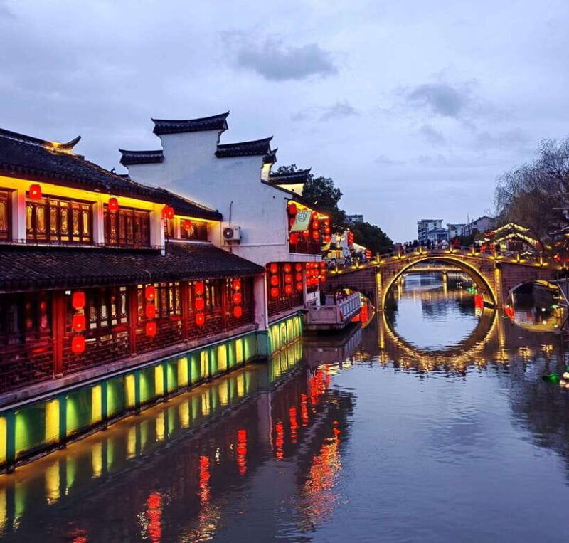 private-half-day-tour-to-qibao-ancient-water-town