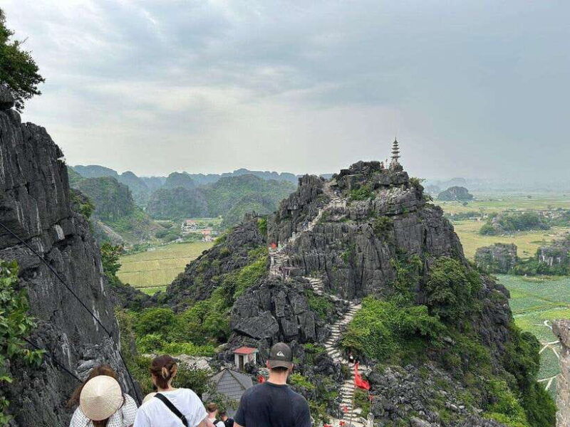 private-ninh-binh-full-day-tour-by-luxury-limousine
