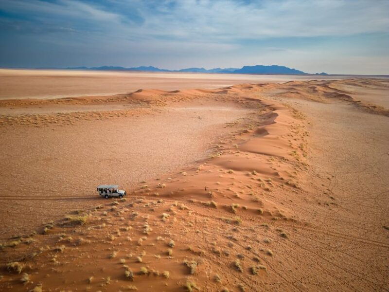 private-sandwich-harbour-4x4-tour-with-lunch-walvis-bay-2