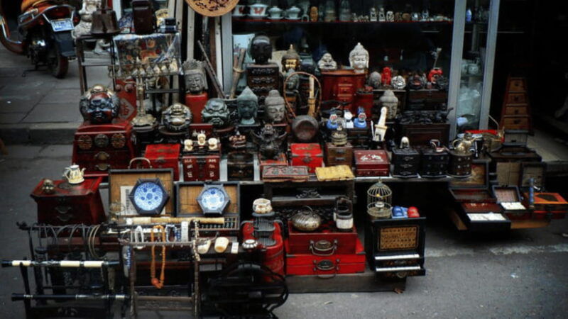 private-shanghai-shopping-tour-with-local-shopping-guru