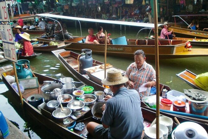 Private tour : Railway & Floating Market and the Bridge over river Kwae - FAQ