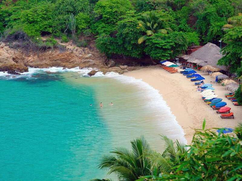 puerto-escondido-boat-cruise-and-market-visit