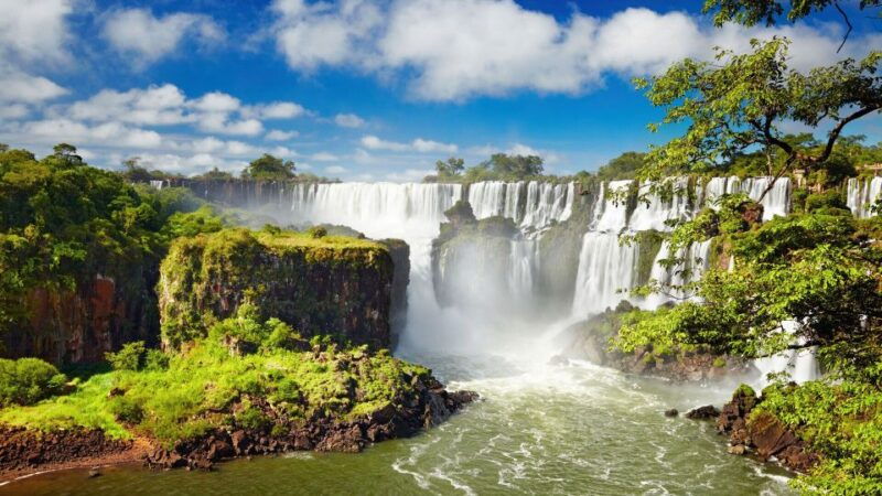 puerto-iguazu-iguazu-falls-brazilian-side-tour