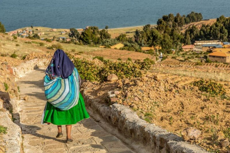 puno-uros-floating-islands-and-taquile-island-full-day-tour