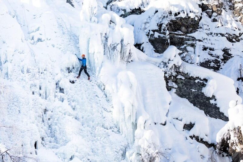 pyhatunturi-try-ice-climbing-in-finnish-lapland