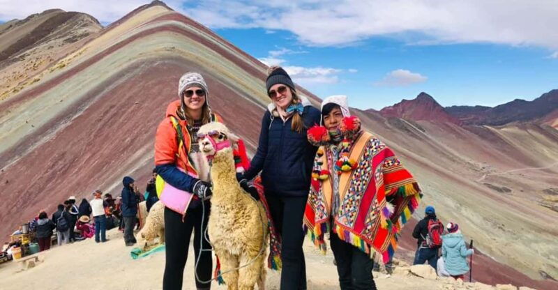 rainbow-mountain-horseback-riding-tour-buffet-lunch-3