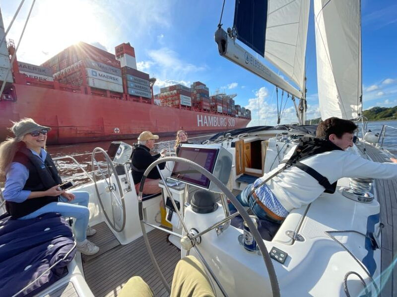 real-sailing-trip-towards-the-north-sea-from-to-wedel