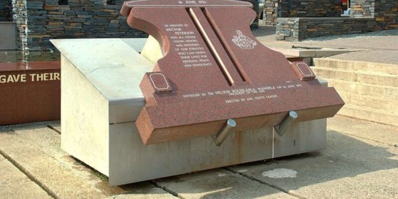 red-full-day-soweto-tour-johannesburg-tour