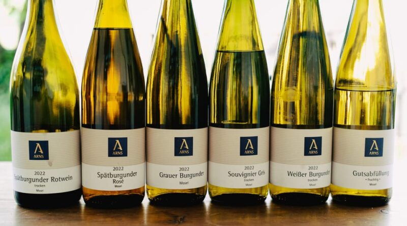 reil-mosel-guided-organic-wine-tasting-and-cellar-tour
