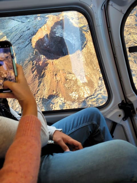 reykjavik-45-minute-volcano-sightseeing-helicopter-tour