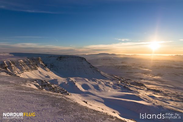 reykjavik-panoramic-helicopter-flight-with-summit-landing