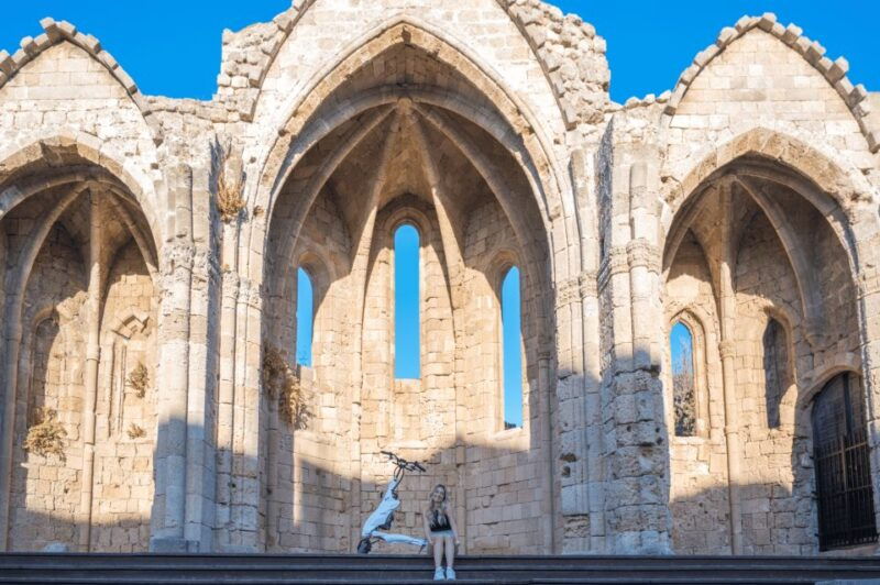 rhodes-explore-the-new-and-medieval-city-on-trikkes