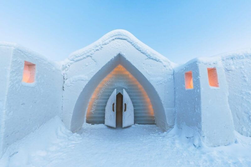 rovaniemi-visit-arctic-snow-hotel-with-transfer