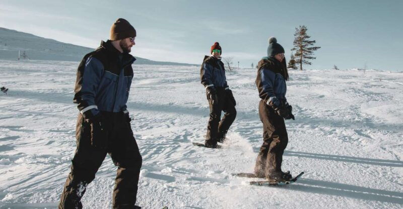 saariselka-scenic-snowshoe-safari