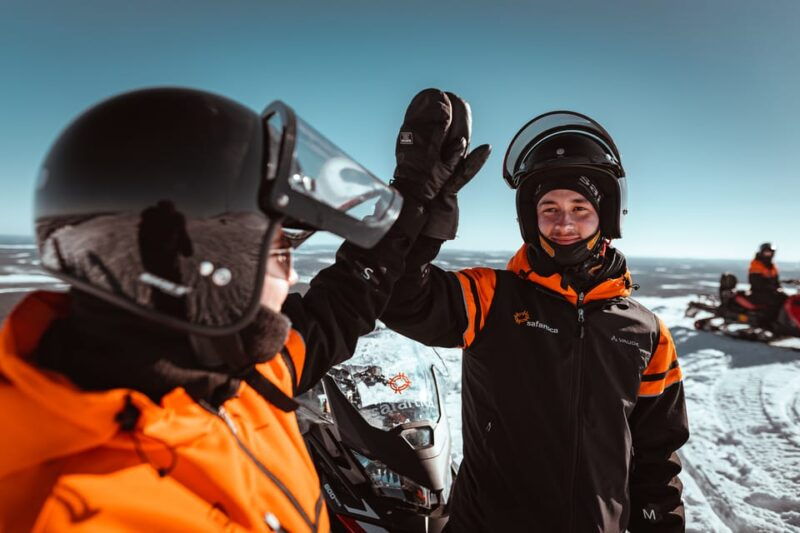 saariselka-snowmobile-ride-with-hot-drinks