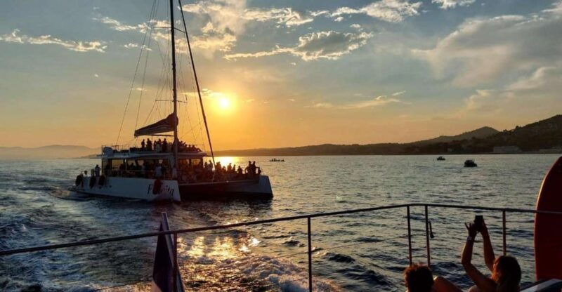 saint-raphael-sunset-cruise-cape-dramont-golden-island