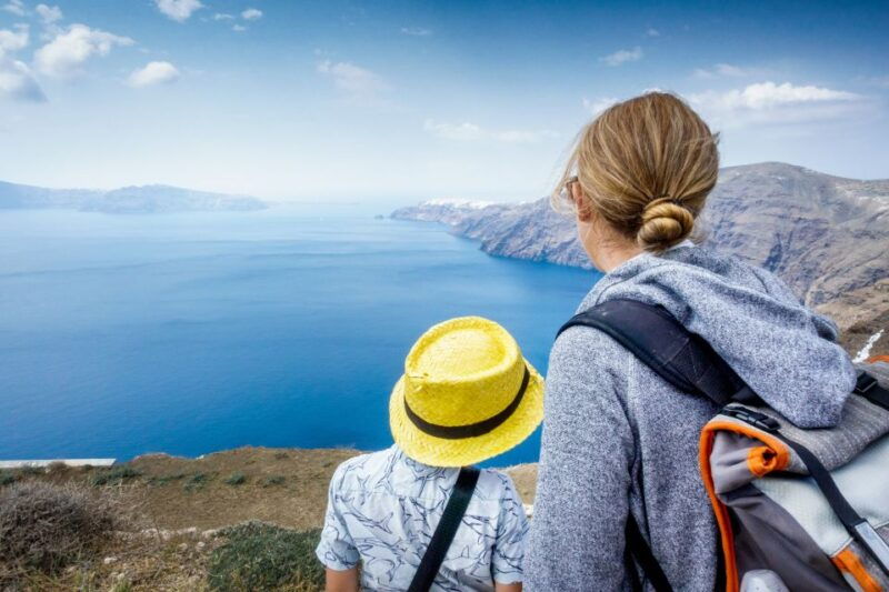santorini-private-vistas-morning-hike-inc-tastings