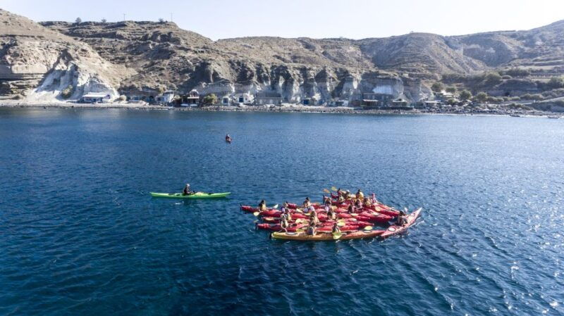 santorini-sea-kayaking-with-light-lunch-2