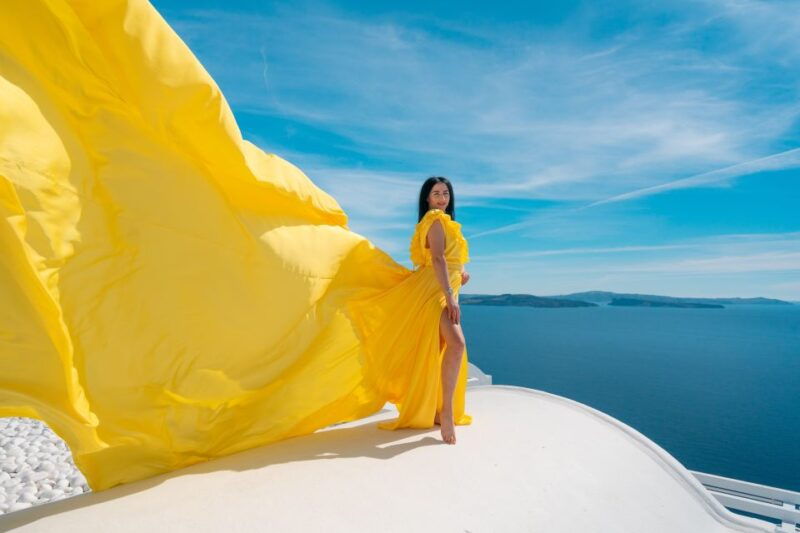 santorini-unique-flying-dress-photoshoot-experience