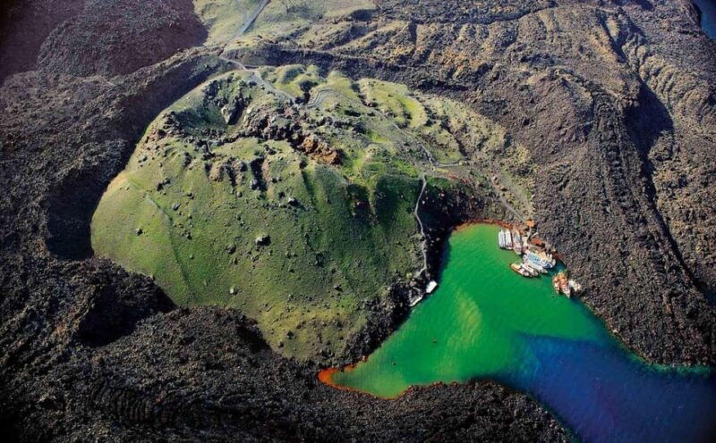 santorini-volcano-hot-springs-and-oia-sunset-tour