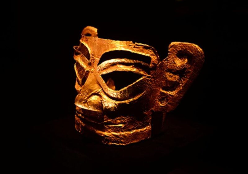 sanxingdui-museum-small-group-tour-with-optional-panda-base