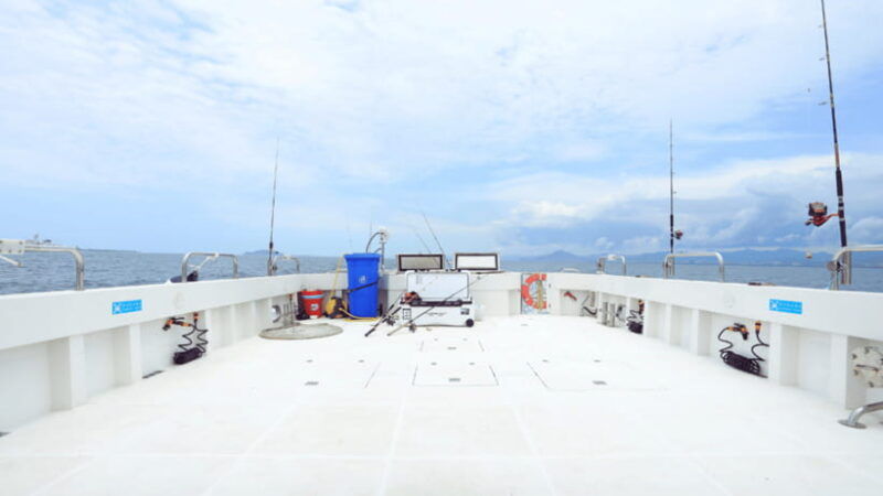 sanya-deep-sea-fishing-yacht-experience
