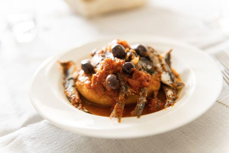 savona-dining-experience-at-a-locals-home