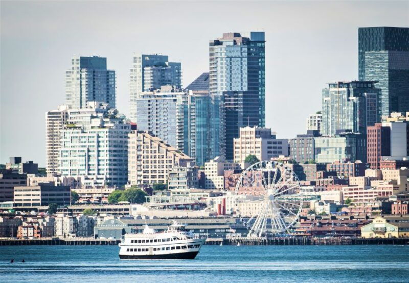 seattle-locks-cruise-with-live-narration
