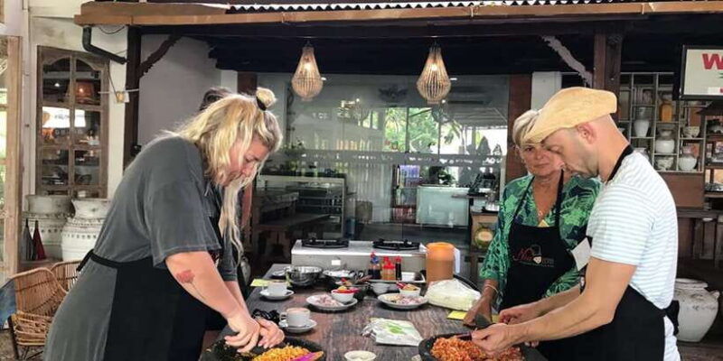 seminyak-balinese-cooking-class-market-tour