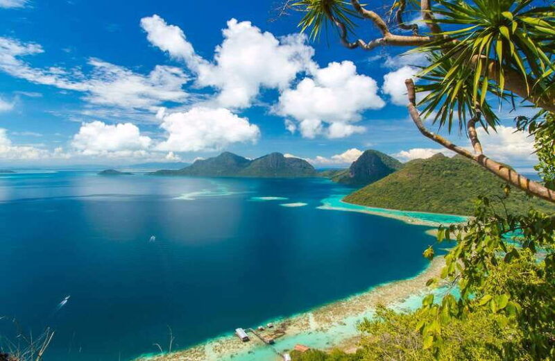semporna-bohey-3-islands-hike-snorkel-dive-tour-with-lunch