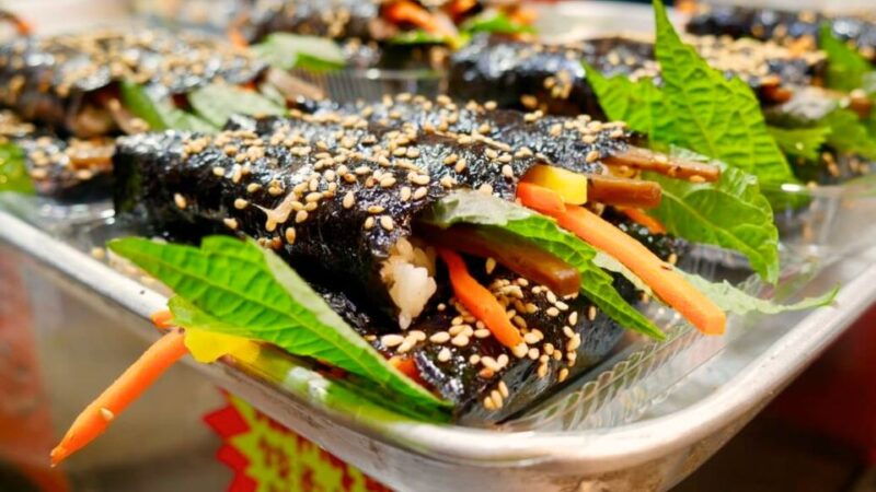 seoul-gwangjang-market-netflix-food-tour