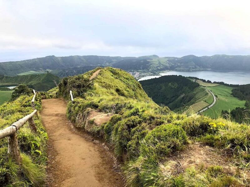 seven-citys-tour-sete-cidades-crater-lake-shore-excursion