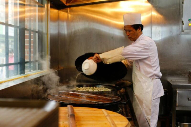 shanghai-3-hour-local-food-tasting-tour