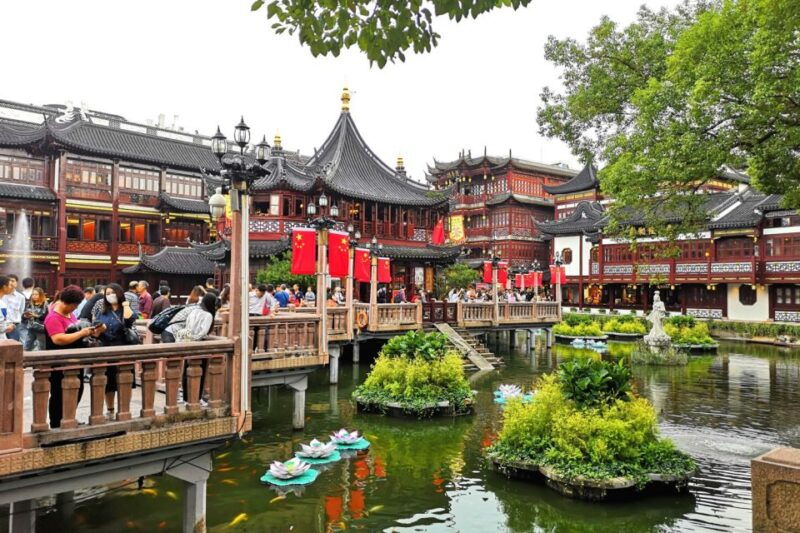 shanghai-yu-garden-and-city-god-temple-walking-tour