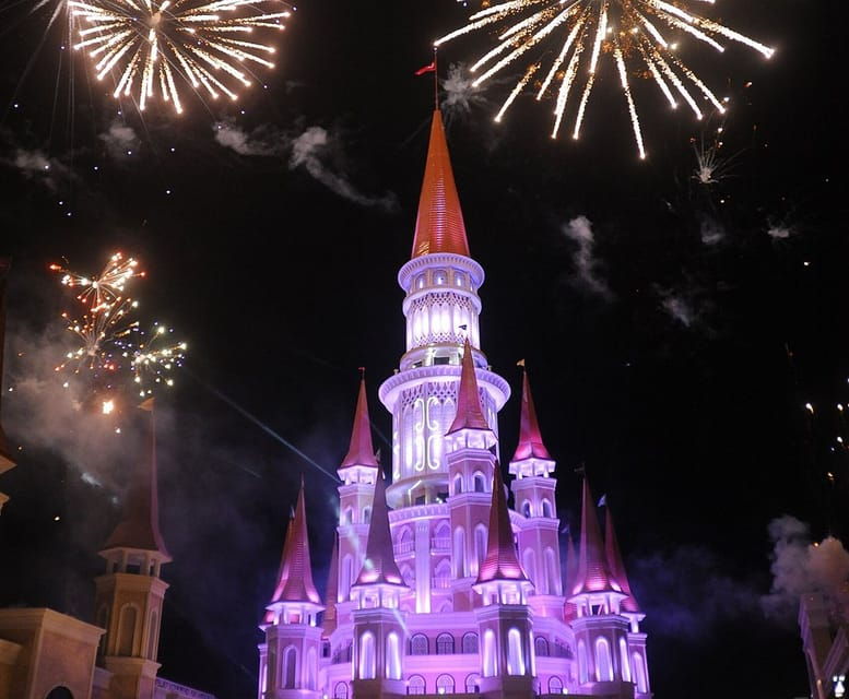side-the-land-of-legends-boat-parade-and-night-show