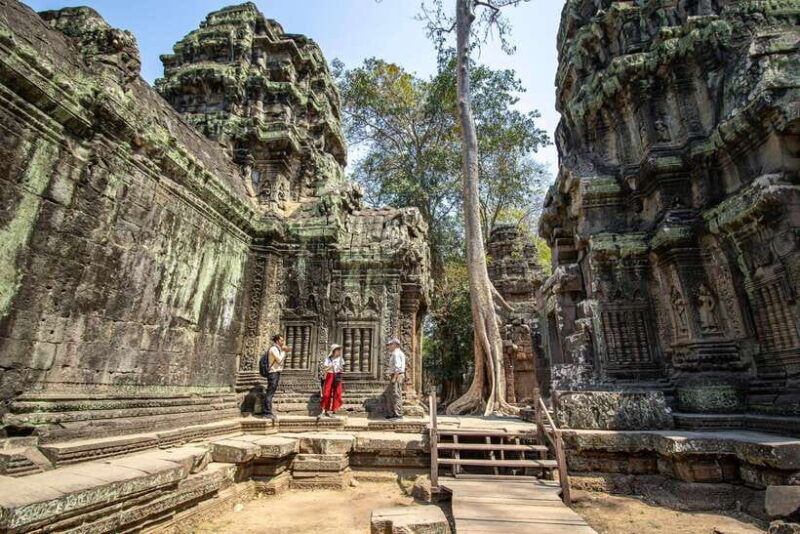 siem-reap-angkor-sunrise-private-tour-world-heritage-site