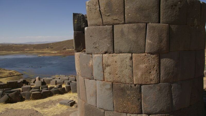 sillustani-chullpas-de-sillustani-afternoon-half-day-tour